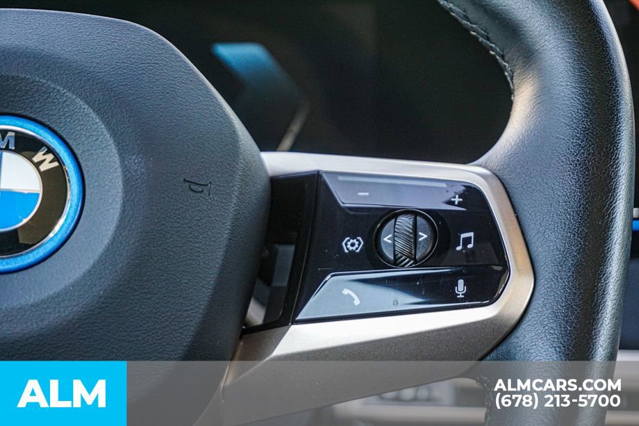 Used 2022 BMW iX xDrive50 w/ Dynamic Handling Package image 31