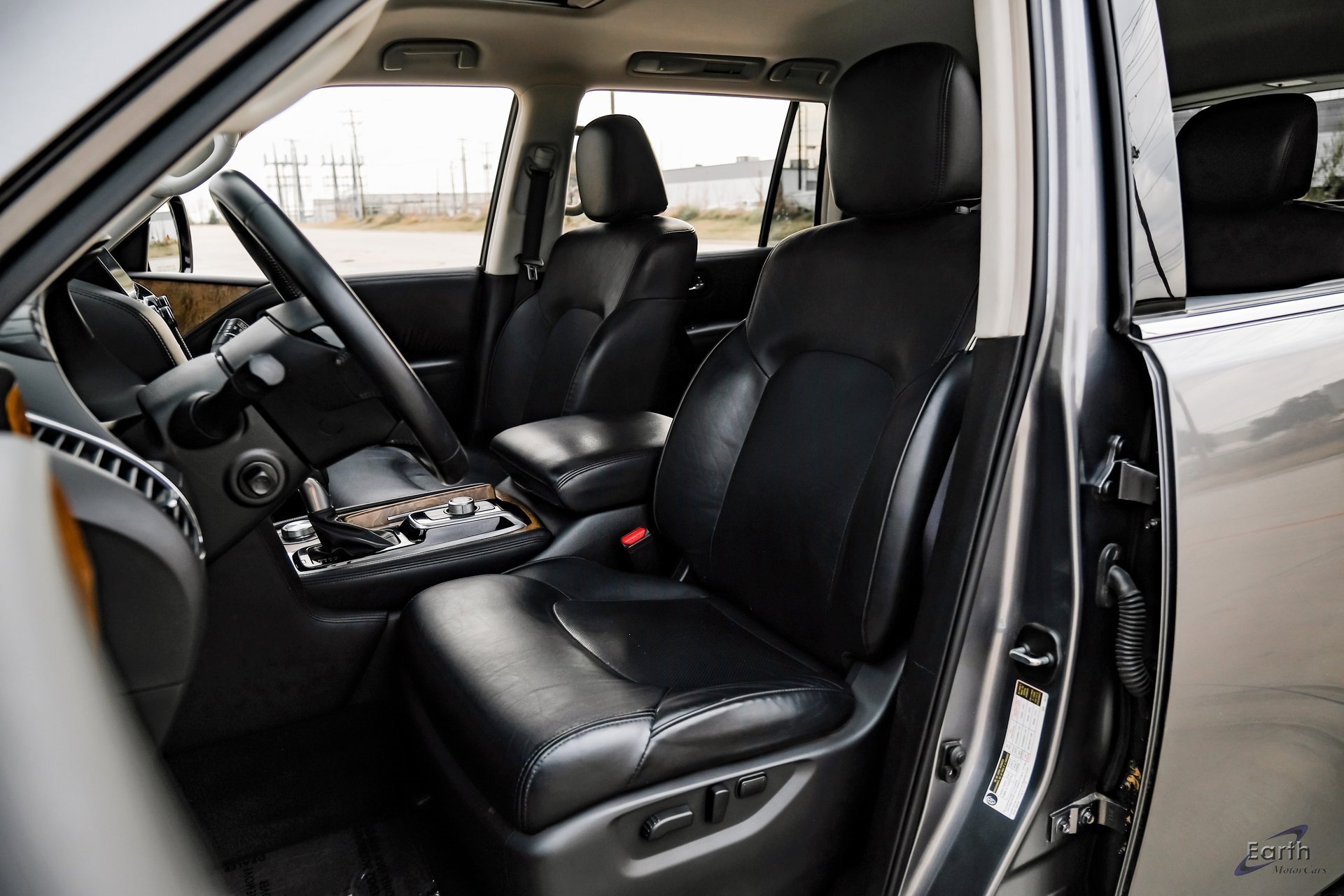 Used 2021 Nissan Armada SL w/ Captain's Chairs Package image 34