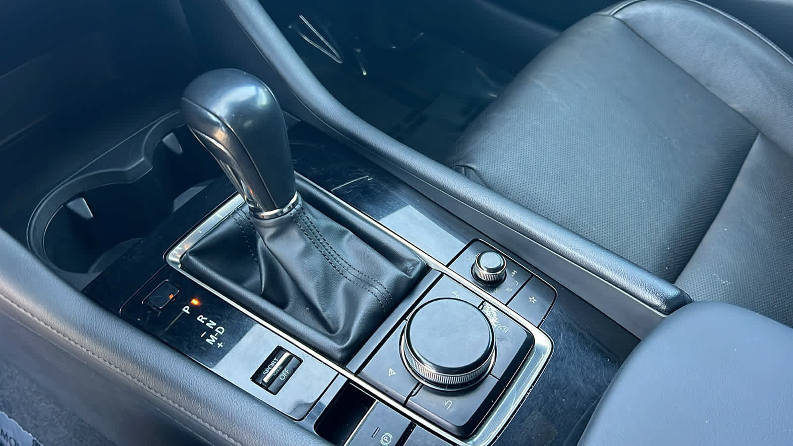 Used 2023 MAZDA MAZDA3 s image 13