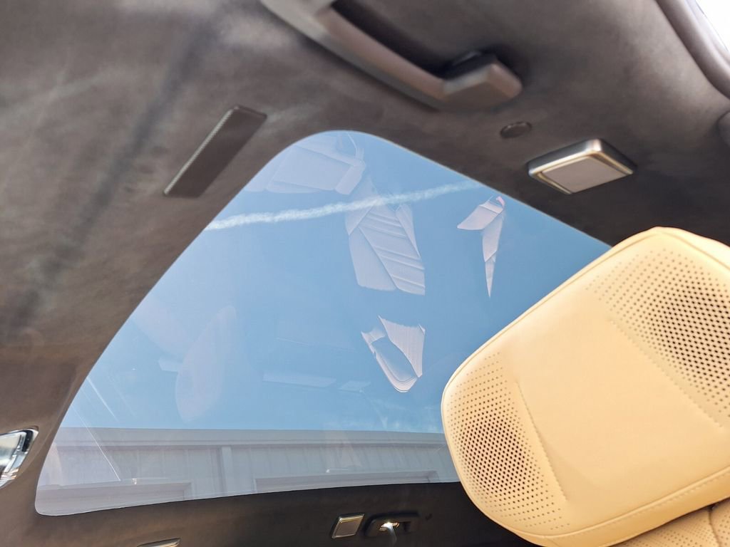 New 2025 Cadillac Escalade IQ Luxury 2 image 14