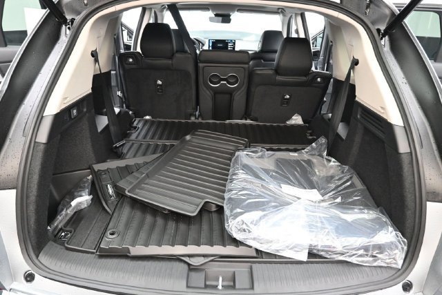 New 2026 Acura MDX SH-AWD image 16