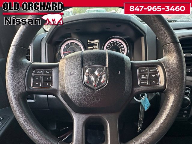 Used 2018 RAM 1500 Express w/ Black Ram 1500 Express Group AWD/4WD image 20