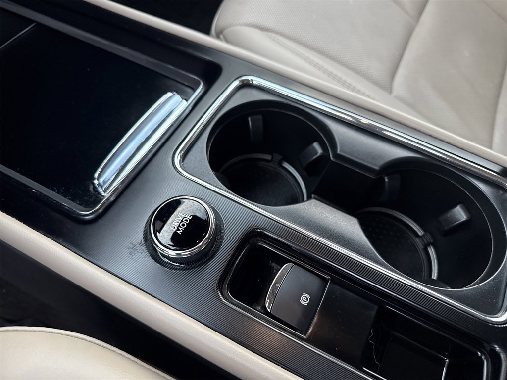 Used 2023 Lincoln Corsair Grand Touring image 29