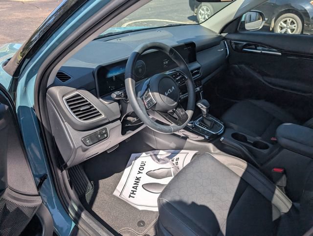 Used 2026 Kia Seltos EX w/ EX Sunroof Package AWD/4WD image 12