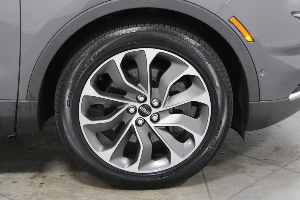 Used 2023 Lincoln Nautilus Reserve w/ Equipment Group 201A image 12