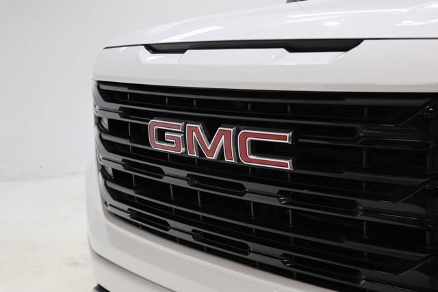 Used 2023 GMC Sierra 1500 Elevation AWD/4WD image 10