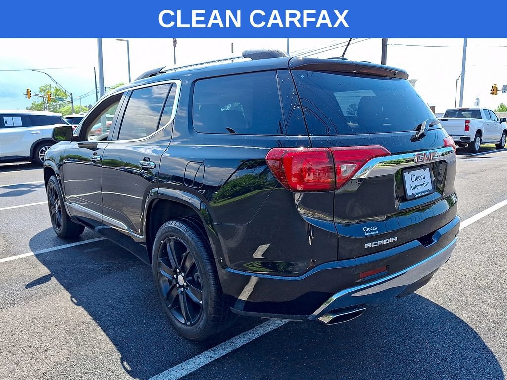 Used 2017 GMC Acadia Denali w/ Technology Package FWD image 4