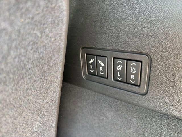 Used 2021 Cadillac XT6 Premium Luxury image 18