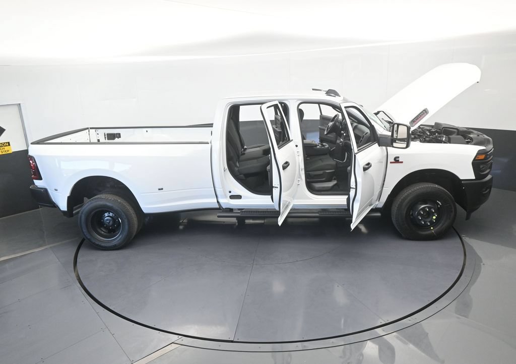 Used 2026 RAM 3500 Tradesman AWD/4WD image 66