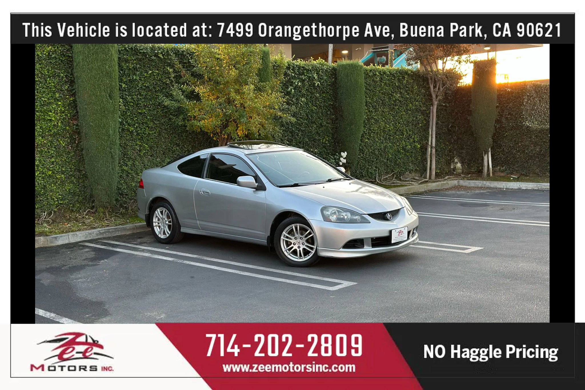 Used 2006 Acura RSX Sport Coupe 2D image 2
