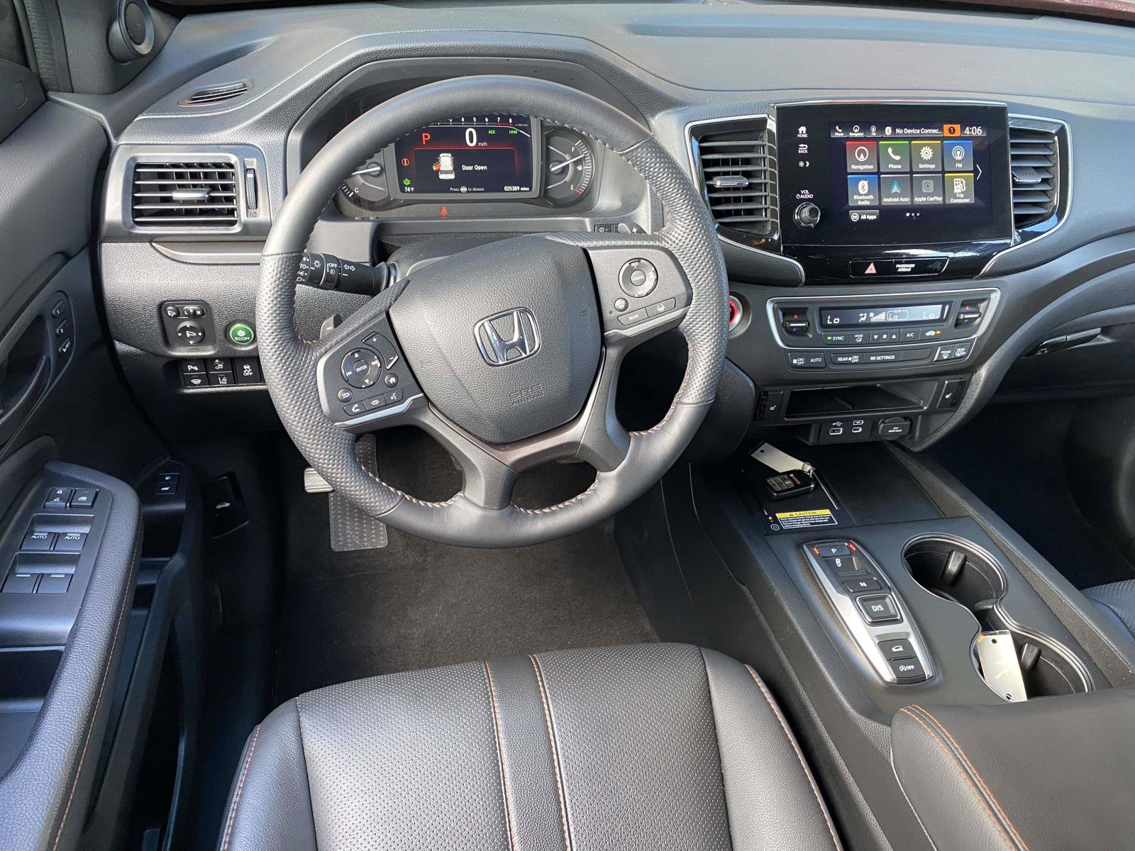 Used 2025 Honda Passport TrailSport image 8