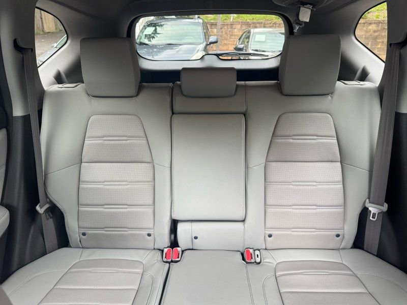 Used 2017 Honda CR-V Touring image 18