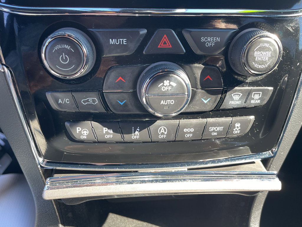 Used 2021 Jeep Grand Cherokee Limited w/ Quick Order Package 28K 80th image 22