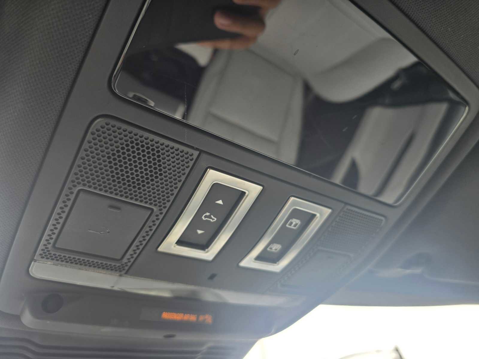 Used 2026 Land Rover Range Rover Evoque S image 34