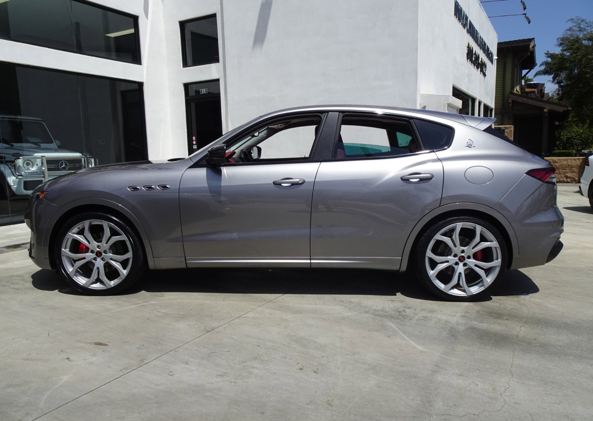 Used 2021 Maserati Levante GranSport AWD/4WD image 3