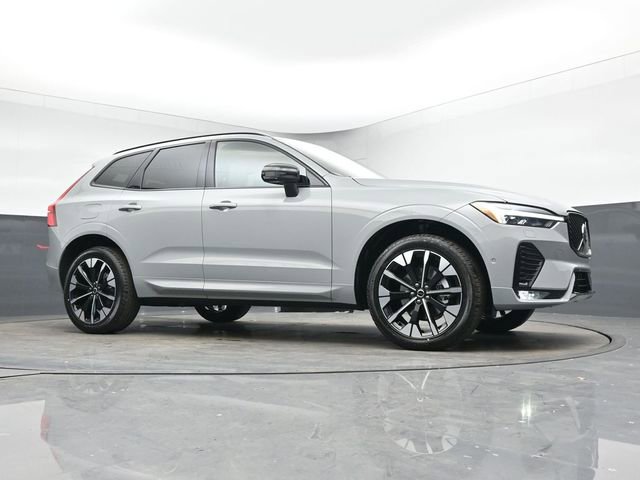 New 2026 Volvo XC60 B5 Plus w/ Protection Package Premier image 38