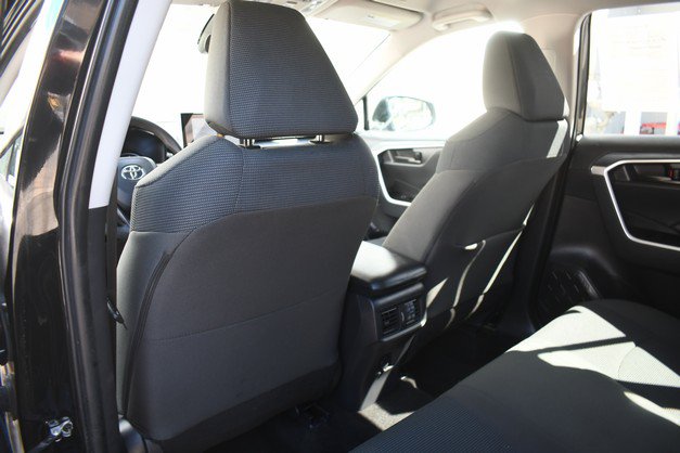 Certified 2025 Toyota RAV4 LE AWD/4WD image 21