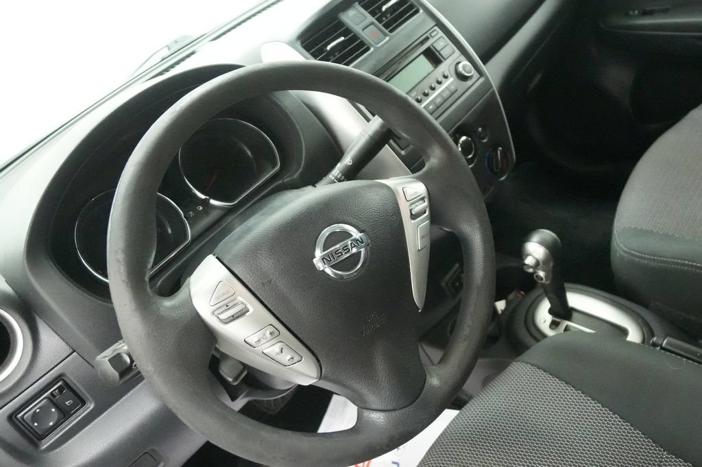Used 2017 Nissan Versa SV FWD image 12