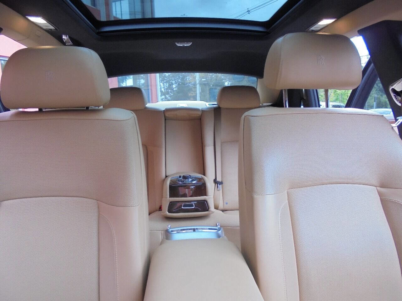 Used 2011 Rolls-Royce Ghost image 12