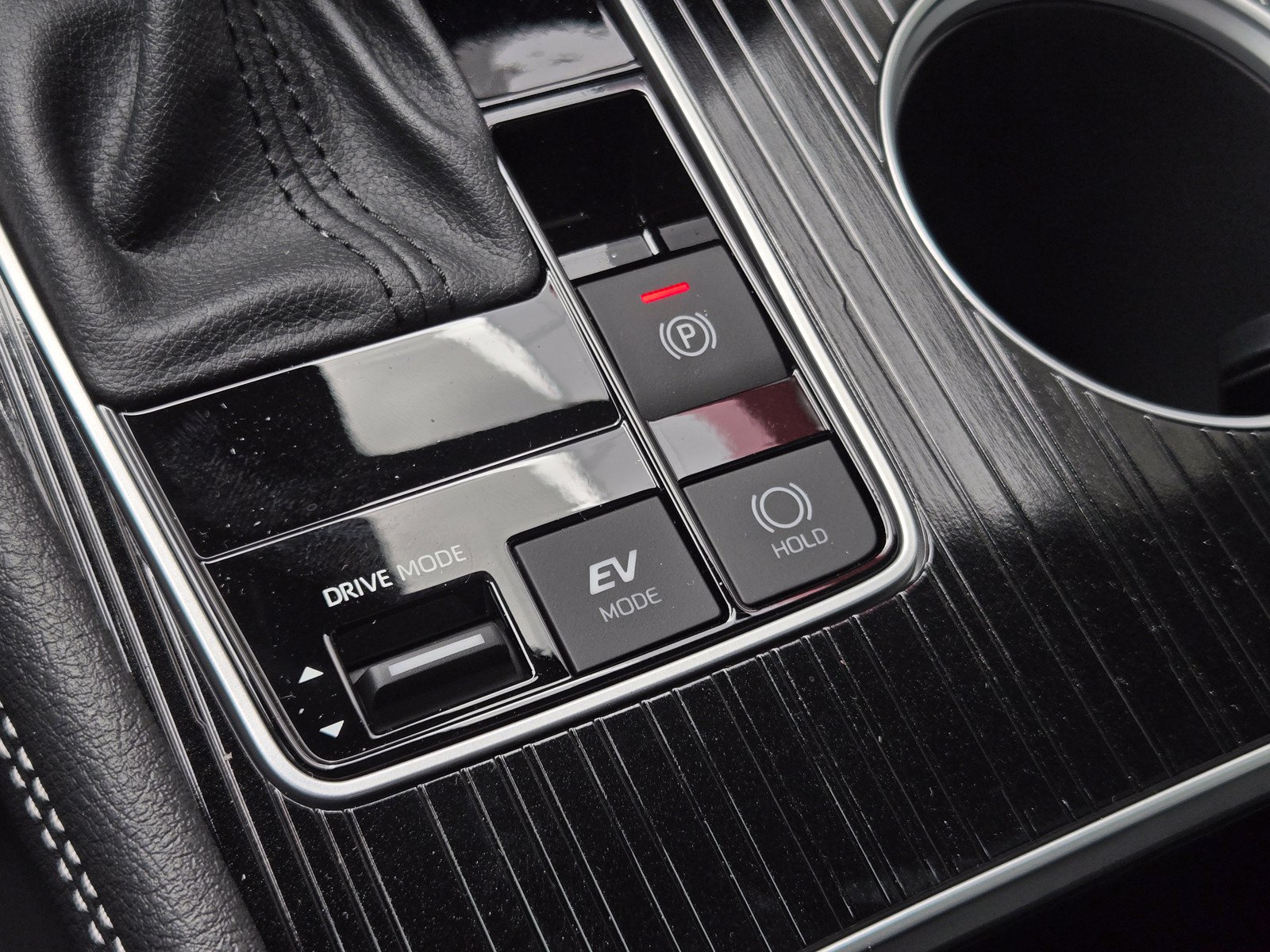 Certified 2026 Toyota Sienna XSE AWD/4WD image 19