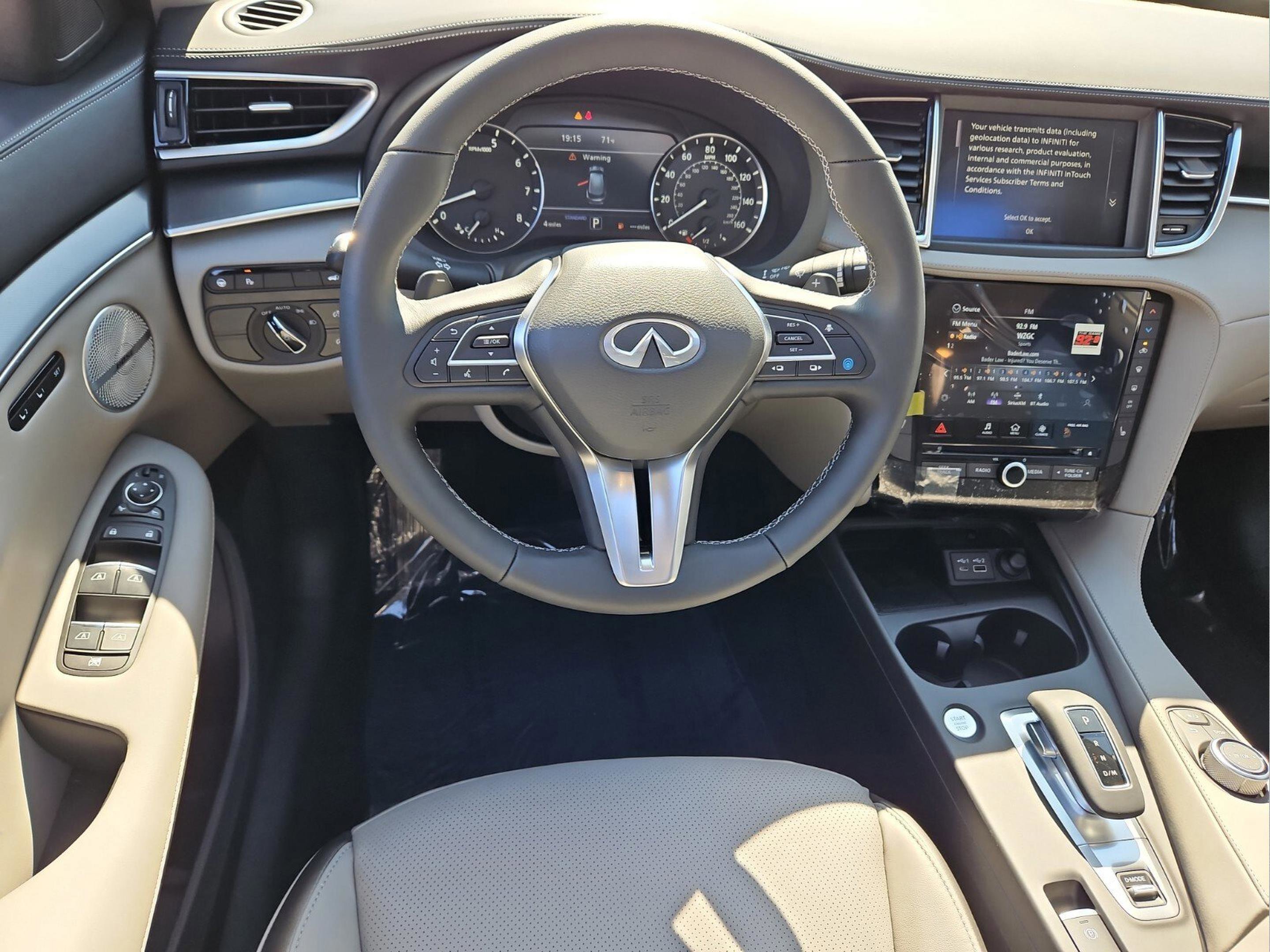Certified 2025 INFINITI QX50 Luxe AWD/4WD image 13
