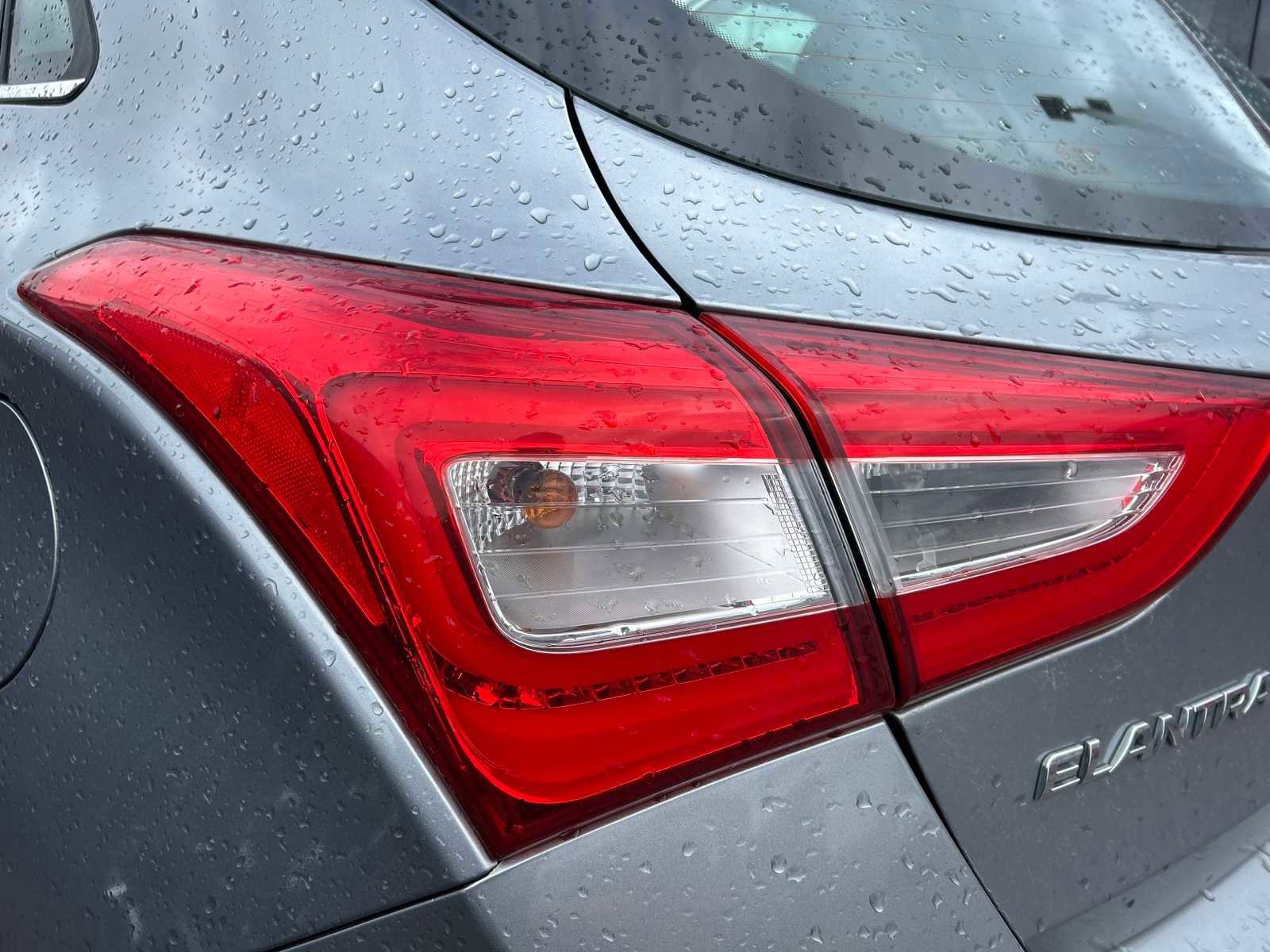 Used 2014 Hyundai Elantra GT w/ Option Group 02 image 17