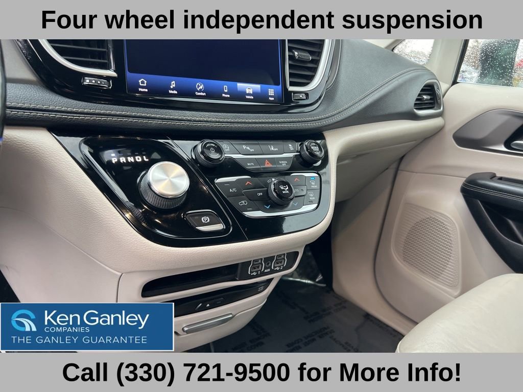 Used 2021 Chrysler Pacifica Touring-L w/ Uconnect Theater Family Group image 34