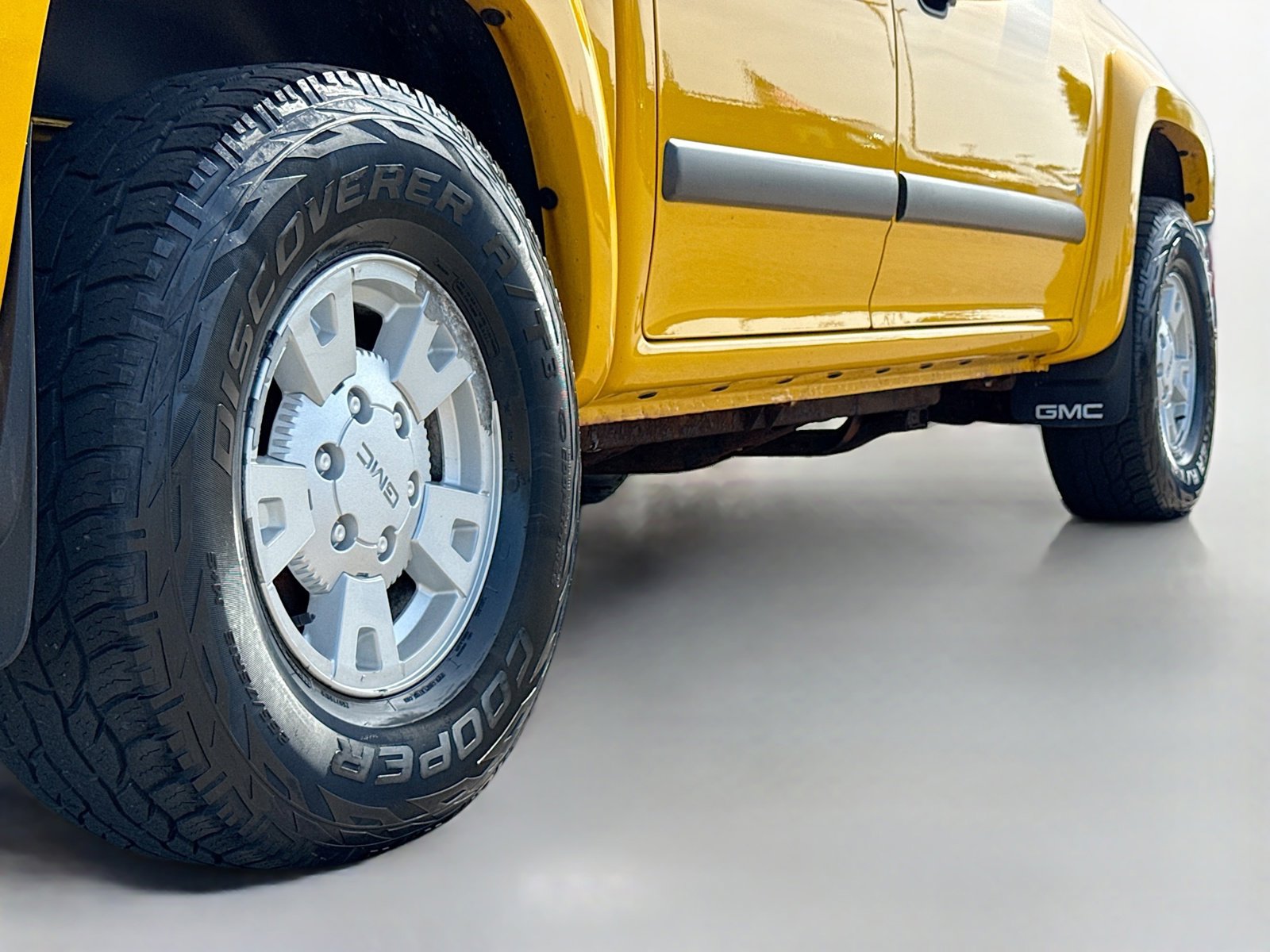 Used 2006 GMC Canyon SLE AWD/4WD image 13