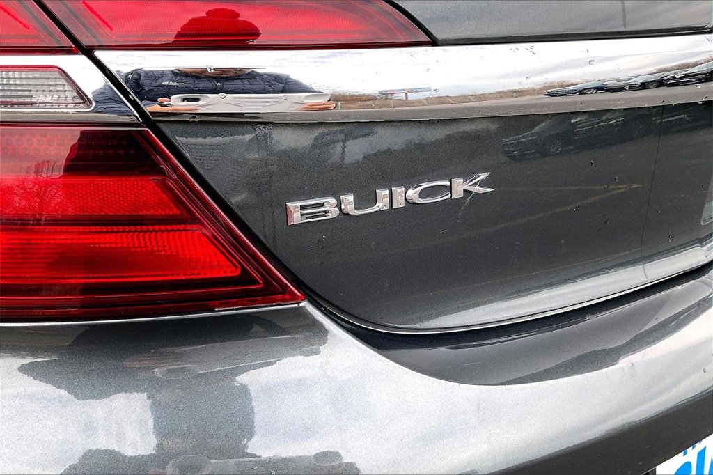 Used 2017 Buick Regal Premium image 26