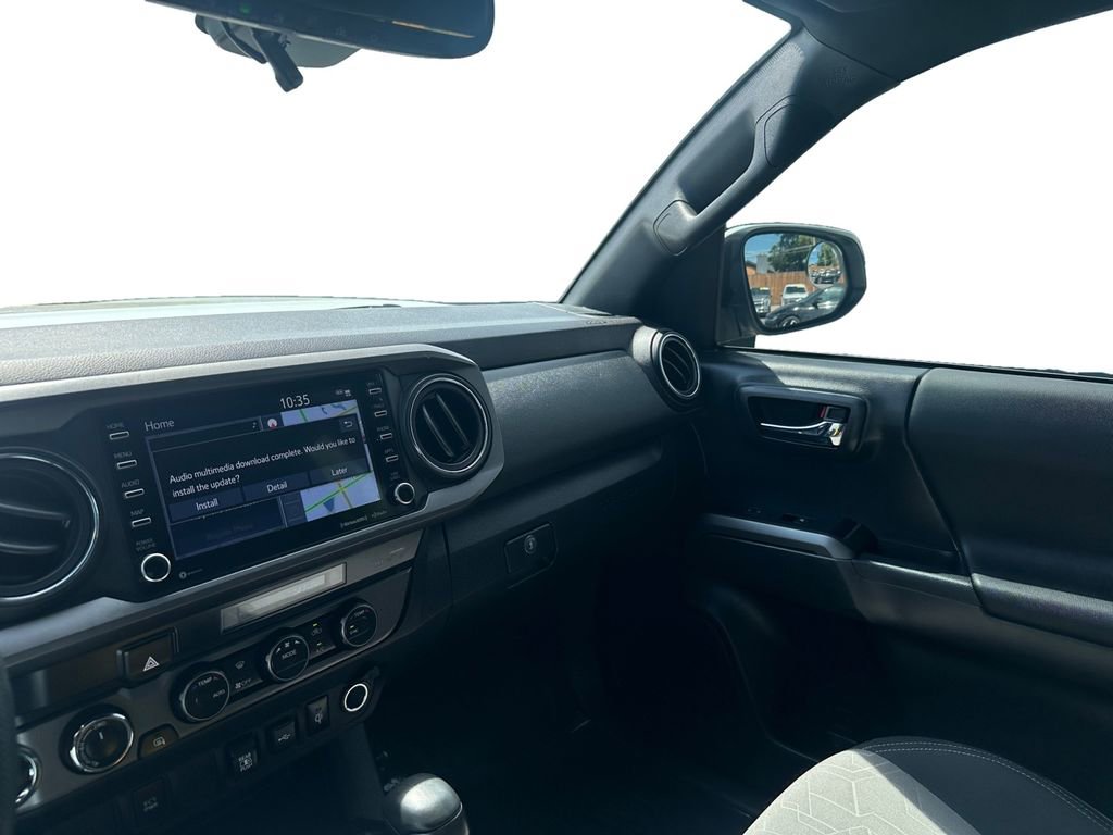 Used 2023 Toyota Tacoma TRD Off-Road AWD/4WD image 19