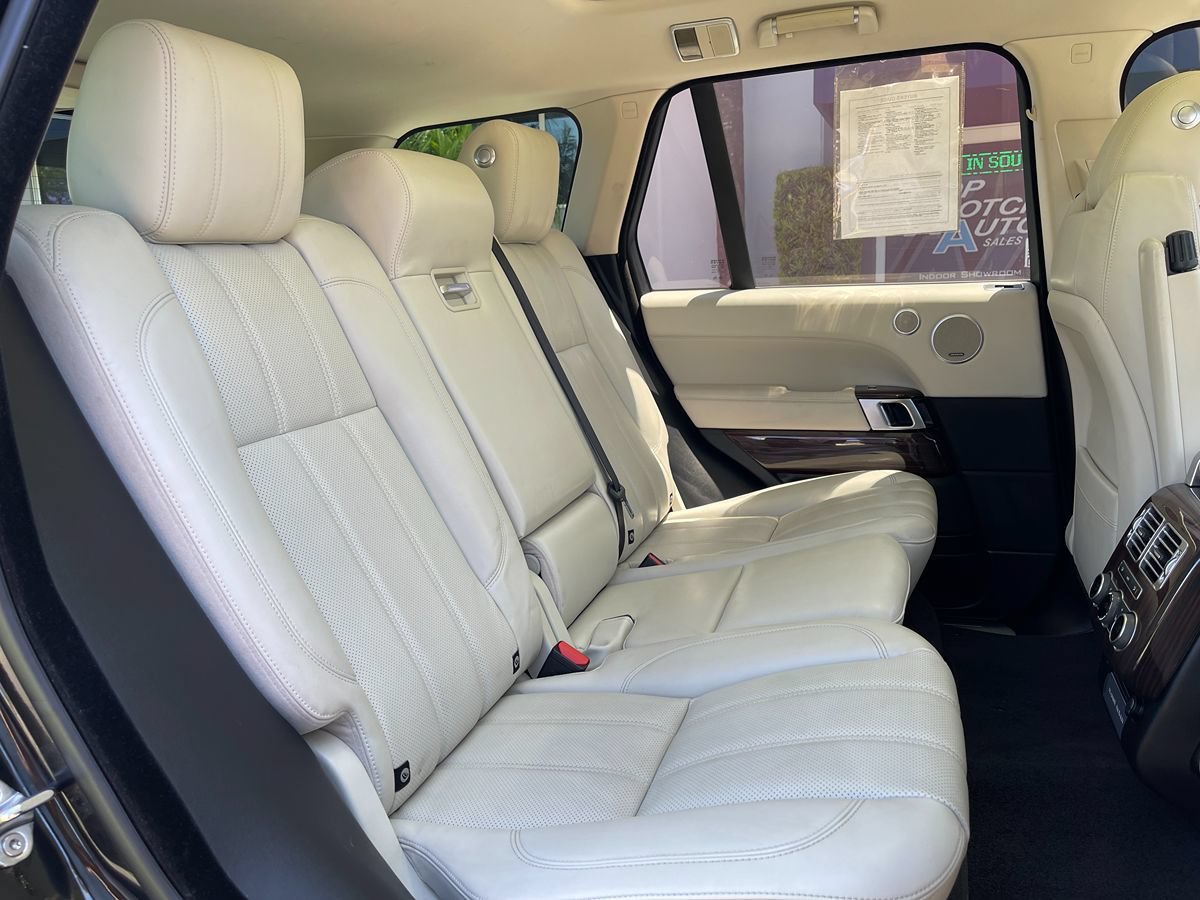 Used 2017 Land Rover Range Rover HSE AWD/4WD image 31