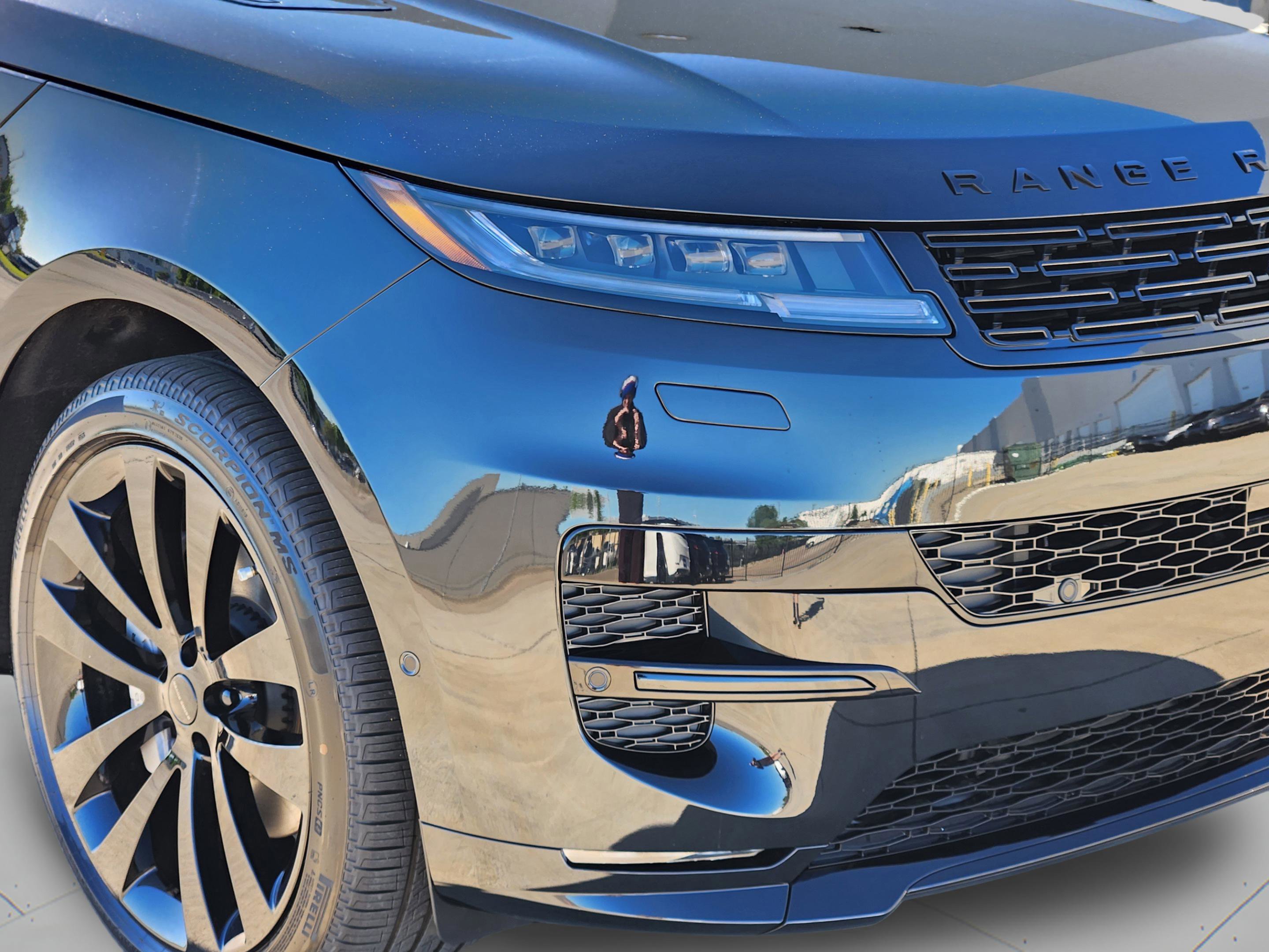 New 2026 Land Rover Range Rover Sport Dynamic SE AWD/4WD image 29