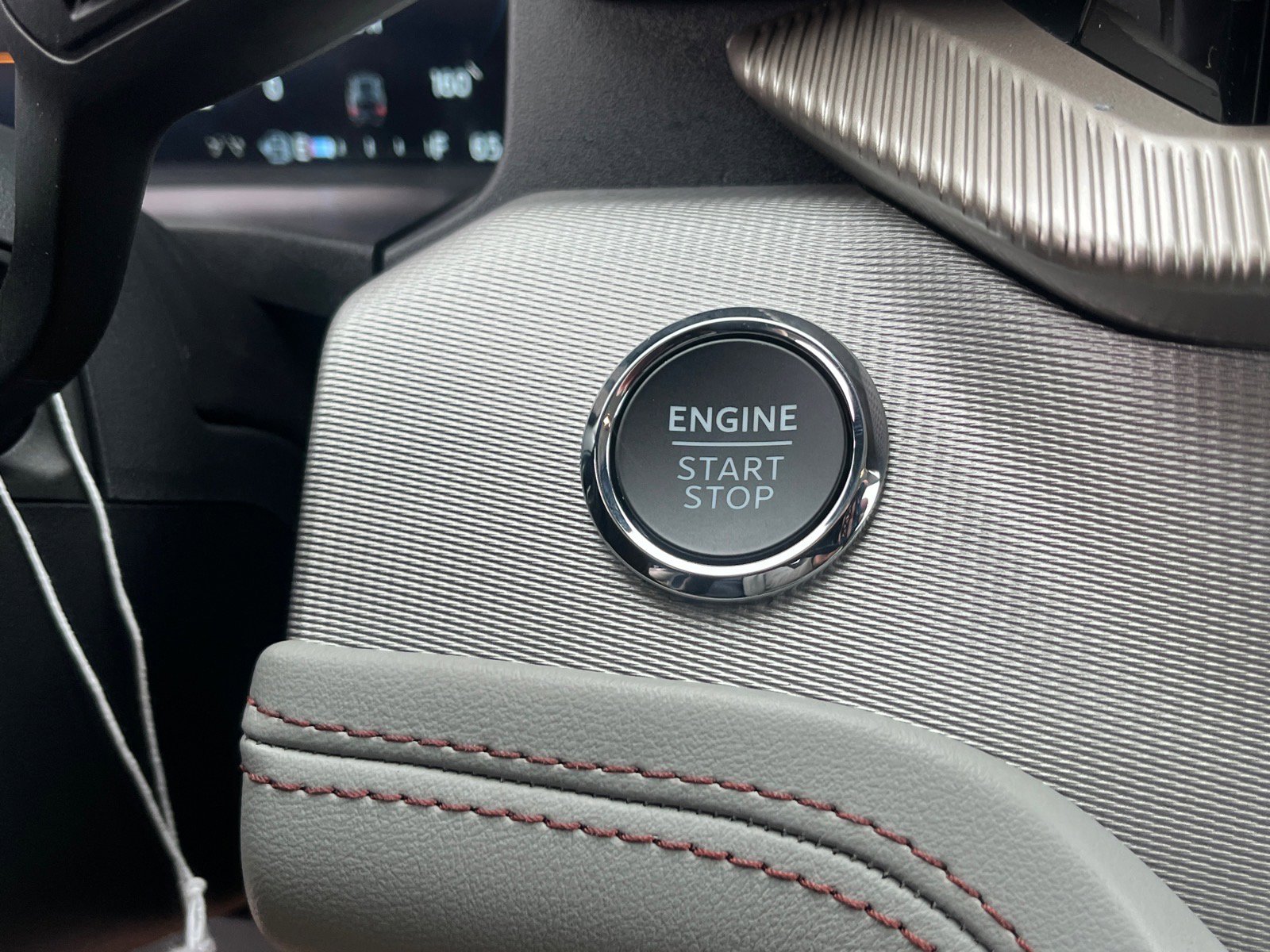 New 2026 Ford Explorer Active w/ Active Comfort Package image 10