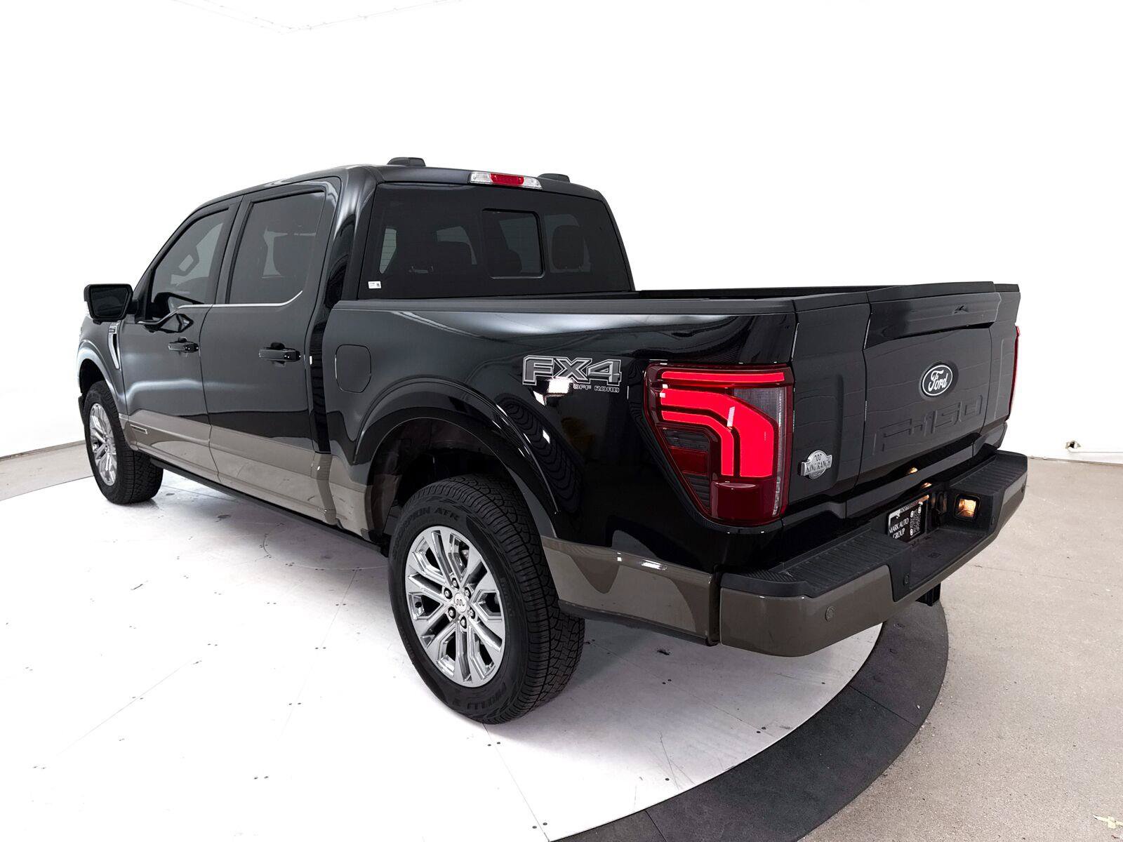 Used 2025 Ford F150 King Ranch w/ FX4 Off-Road Package AWD/4WD image 18