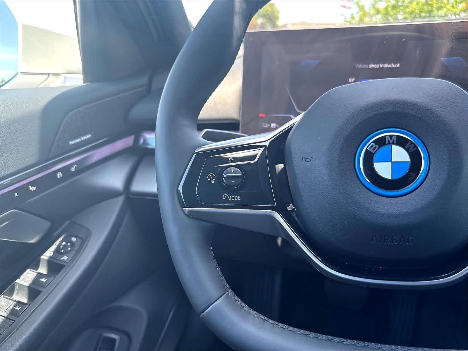 Certified 2024 BMW i5 eDrive40i w/ M Sport Package RWD image 14