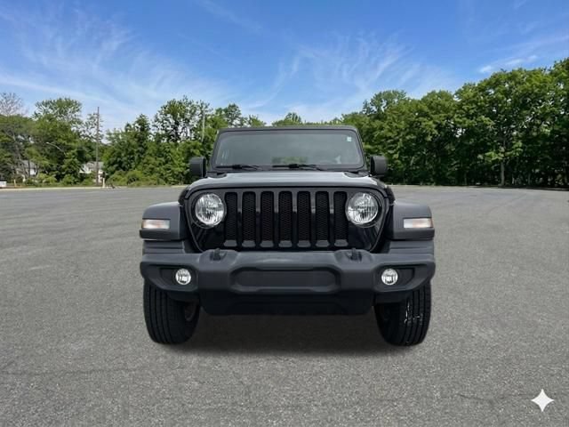 Used 2021 Jeep Wrangler Unlimited Sport AWD/4WD image 3