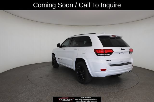Used 2020 Jeep Grand Cherokee Altitude AWD/4WD image 12