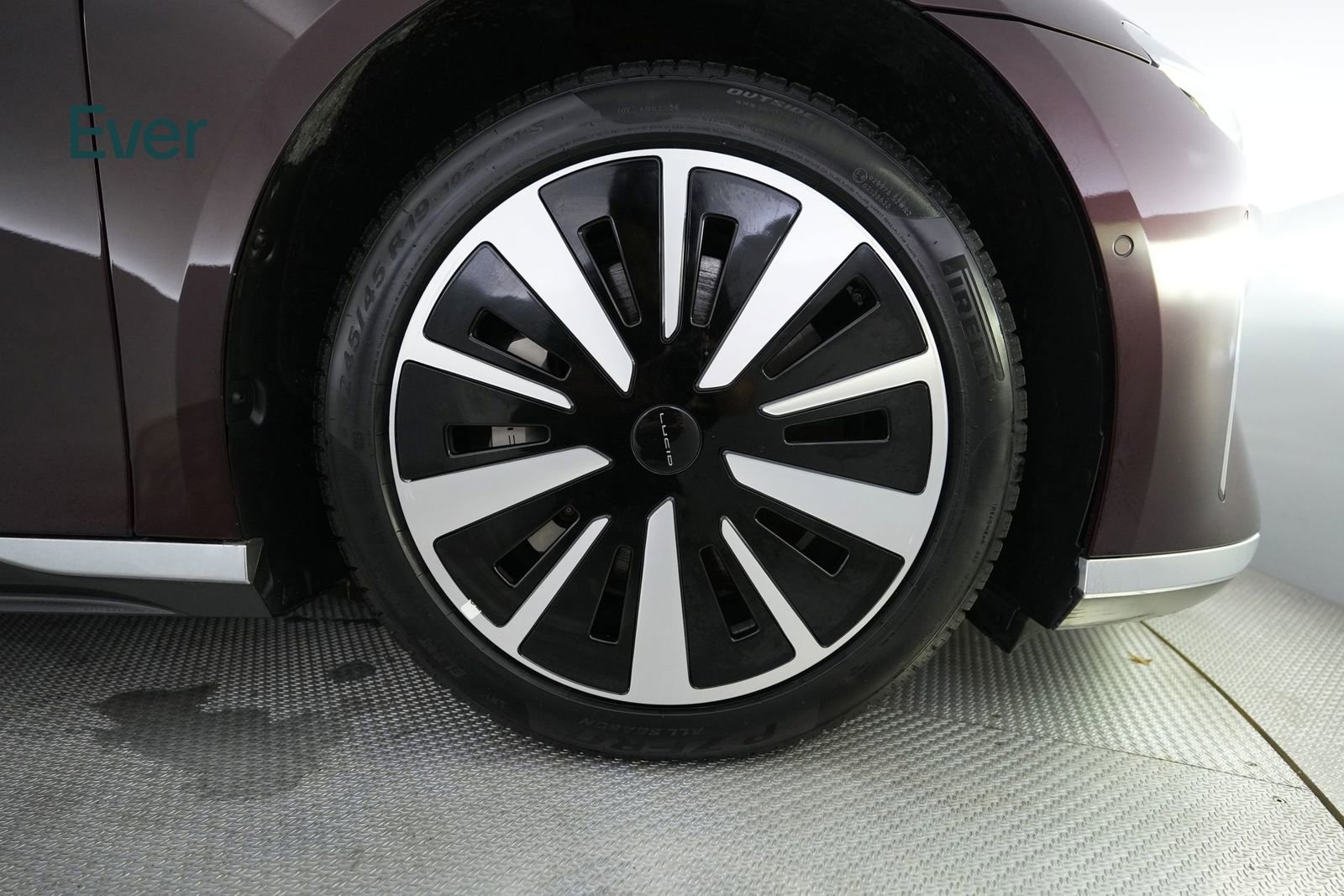 Used 2023 Lucid Air Touring AWD/4WD image 21