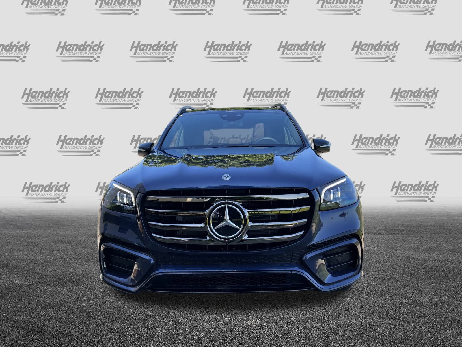 New 2026 Mercedes-Benz GLS 580 4MATIC image 3