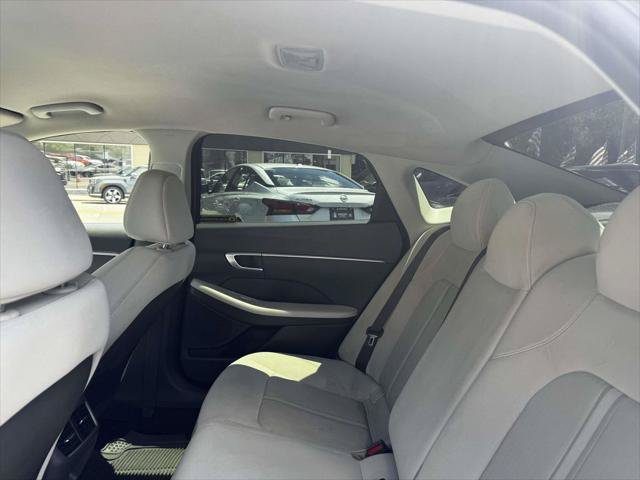 Used 2023 Hyundai Sonata SEL w/ Cargo Package FWD image 11