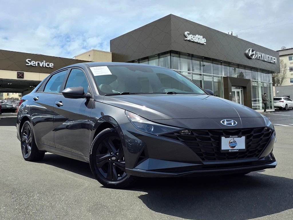 Used 2022 Hyundai Elantra SEL FWD image 1