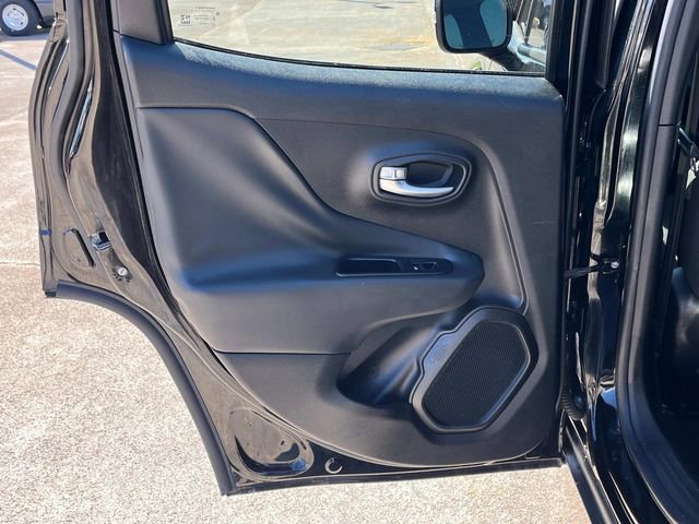 Certified 2019 Jeep Renegade Altitude w/ Quick Order Package 22M image 7