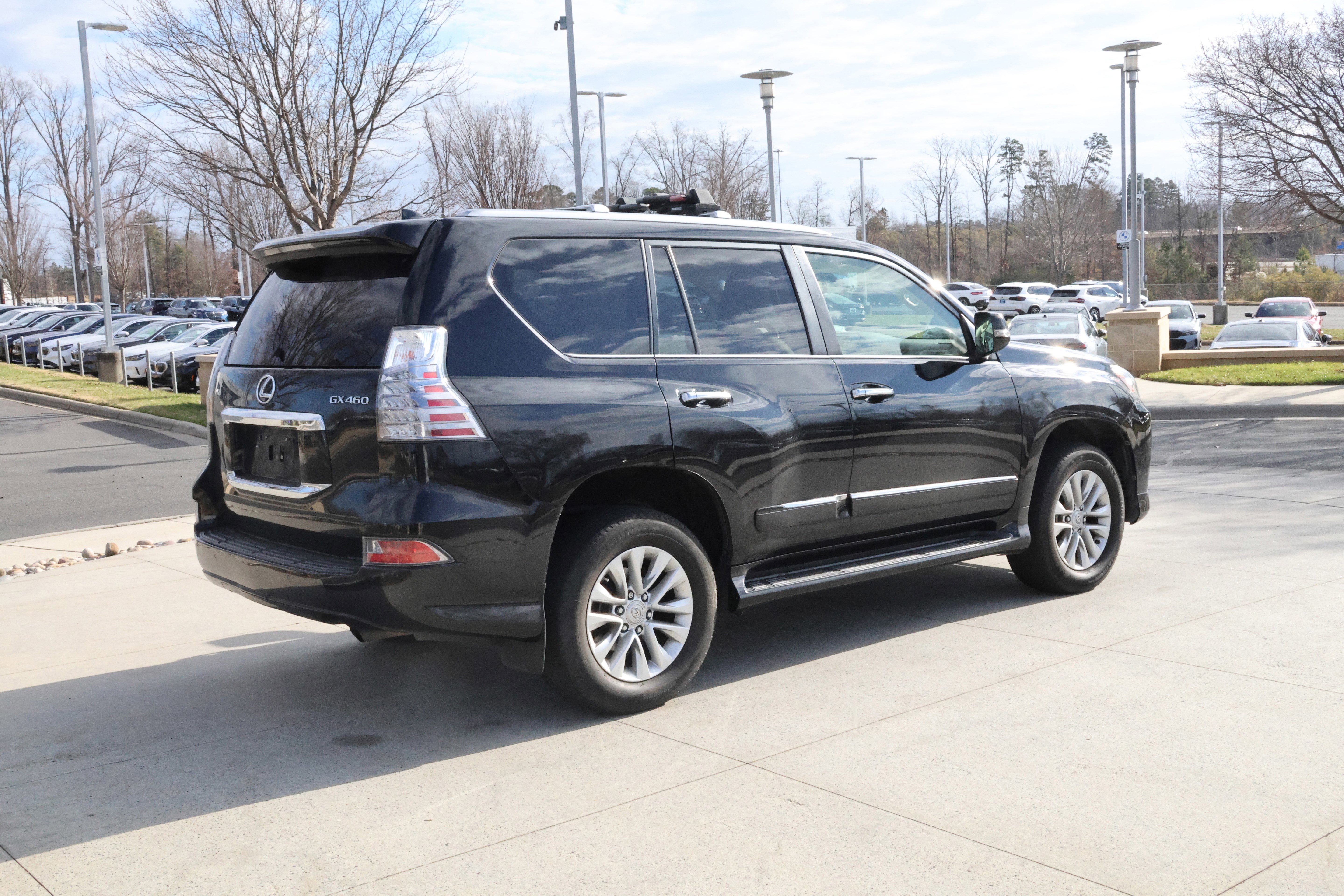 Used 2017 Lexus GX 460 Premium image 9