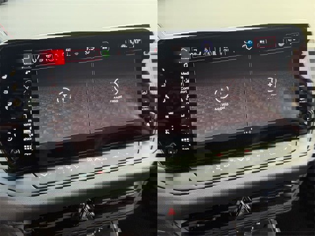 Used 2025 Dodge Charger R/T Scat Pack w/ Track Pack image 18