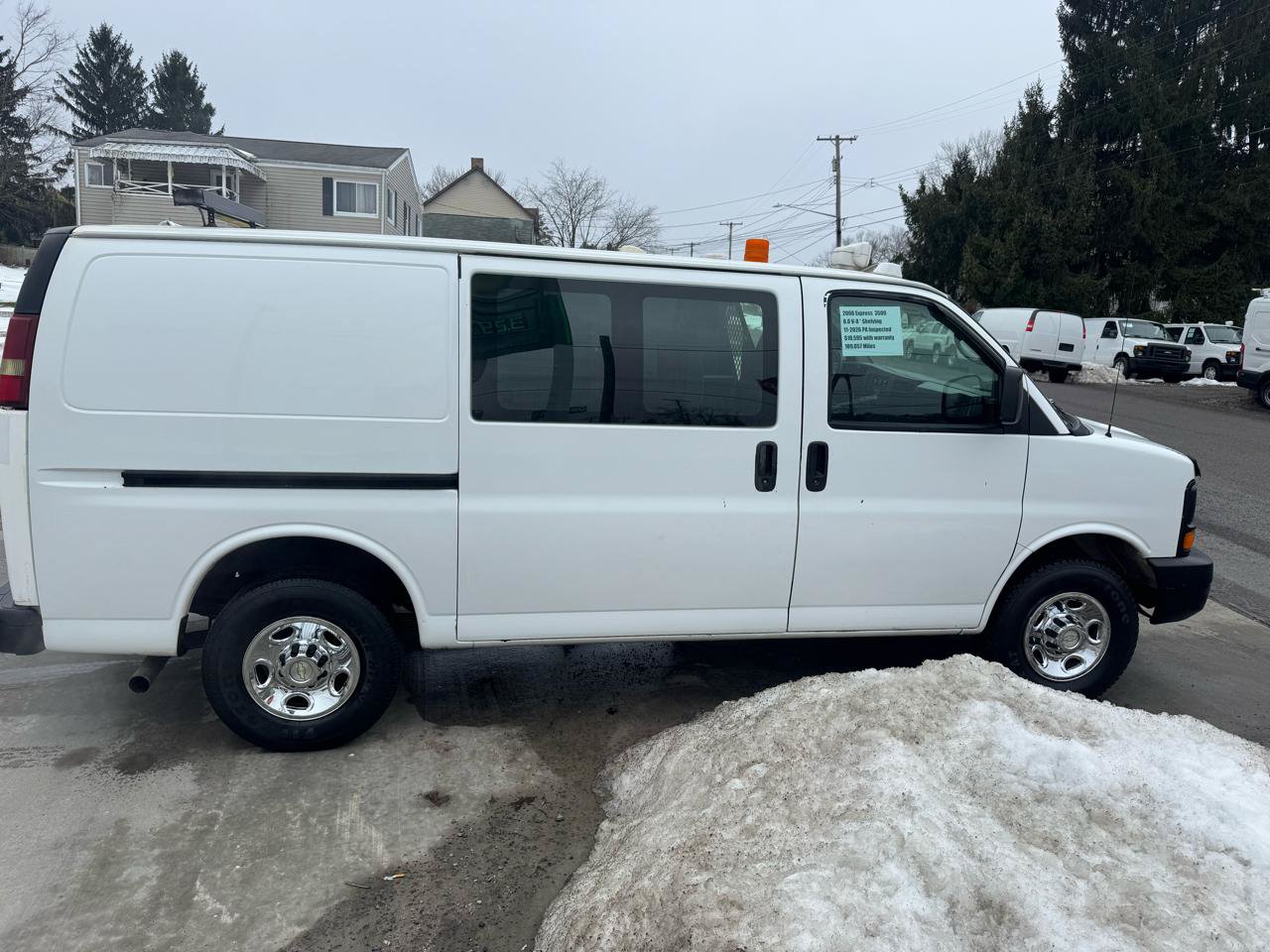 Used 2008 Chevrolet Express 3500 RWD image 5