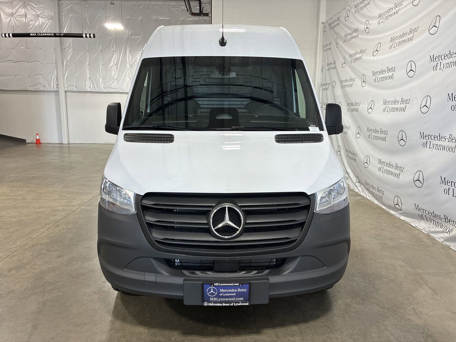 New 2025 Mercedes-Benz Sprinter 2500 image 3