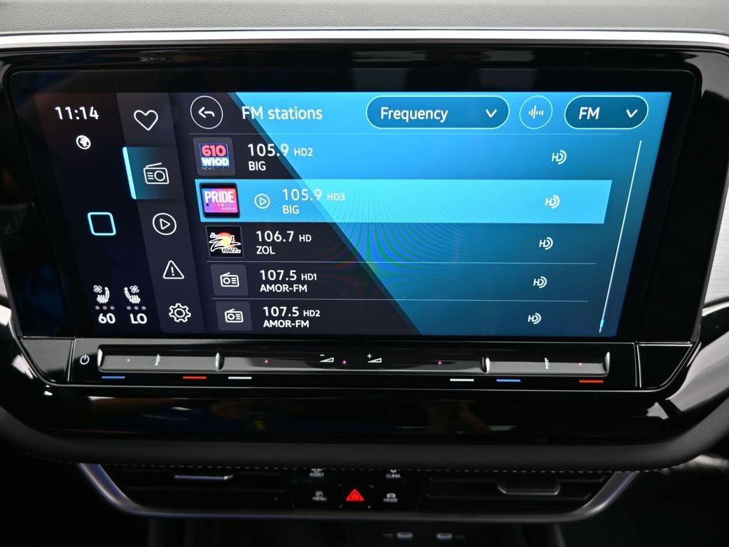 Used 2024 Volkswagen Atlas Cross Sport SE image 23