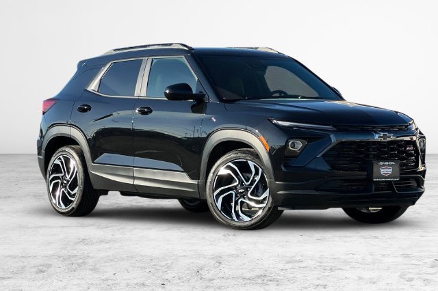 Used 2025 Chevrolet TrailBlazer RS w/ Driver Confidence Package