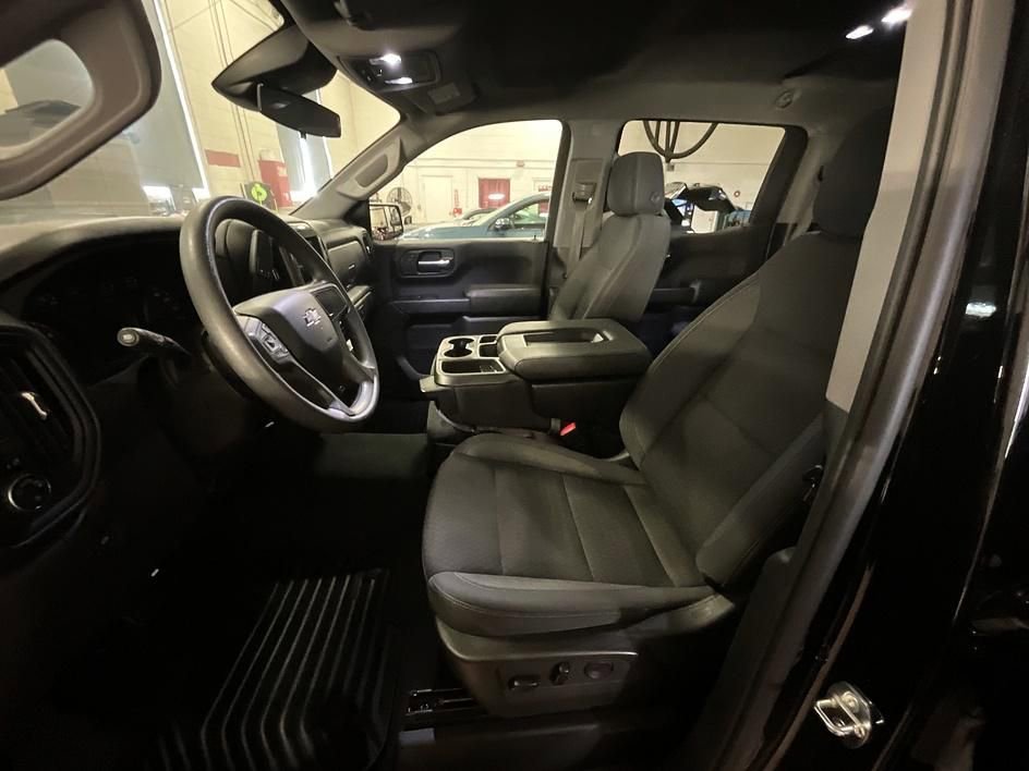 Used 2023 Chevrolet Silverado 1500 Custom Trail Boss image 4