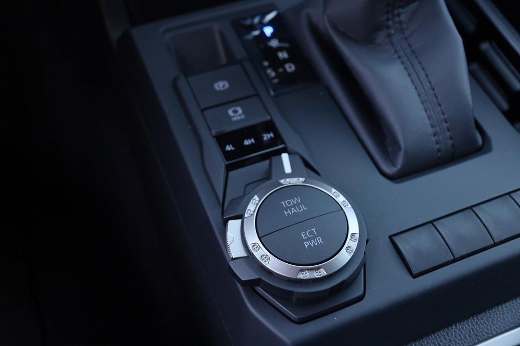 New 2026 Toyota Tacoma SR5 AWD/4WD image 19